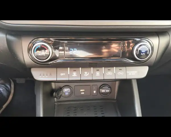 Hyundai Kona view 7