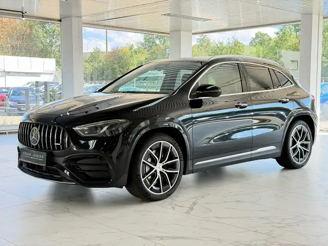 Mercedes-Benz Gla Class main image