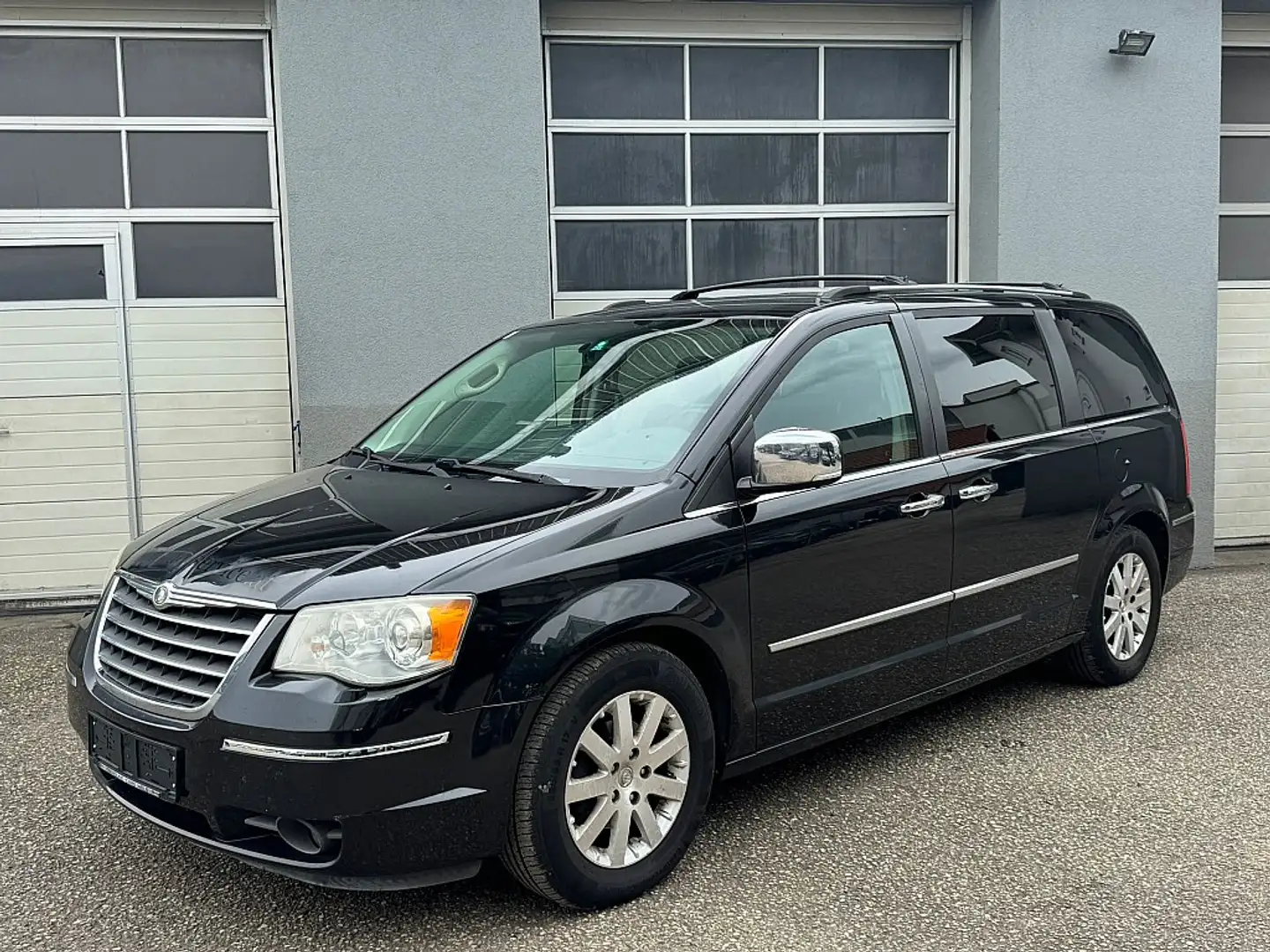 Chrysler Voyager Grand Voyager Limited 2,8 CRD Aut. Nero - 1