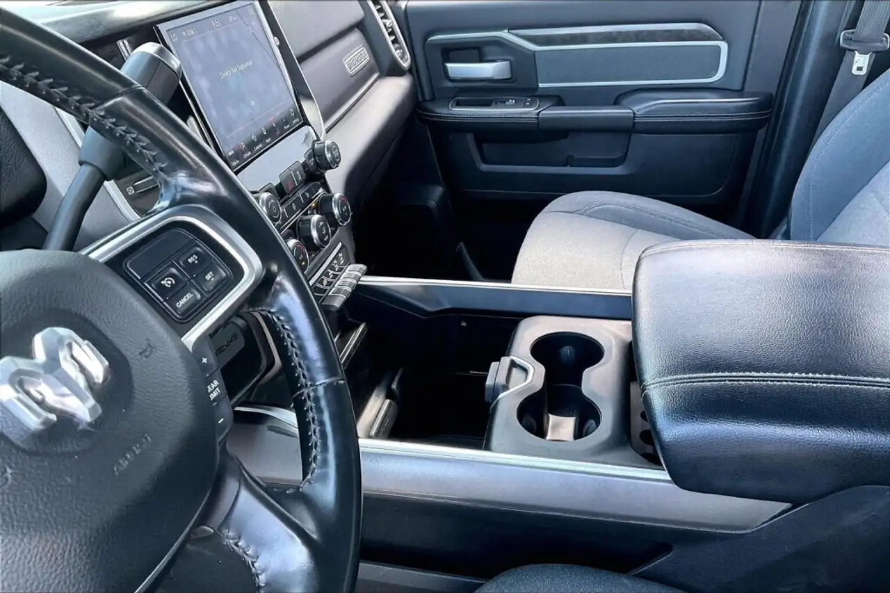 RAM 3500 снимка RAM 3500