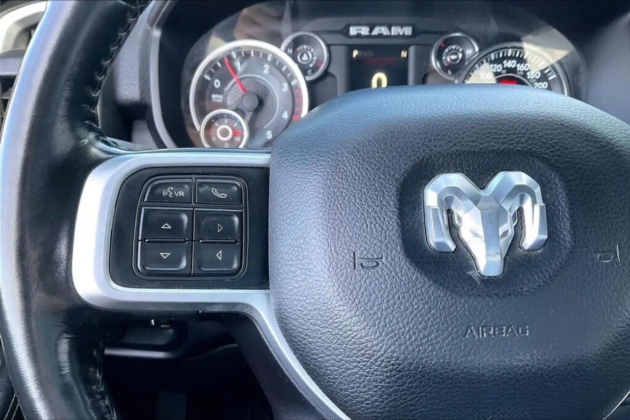 RAM 3500 снимка RAM 3500