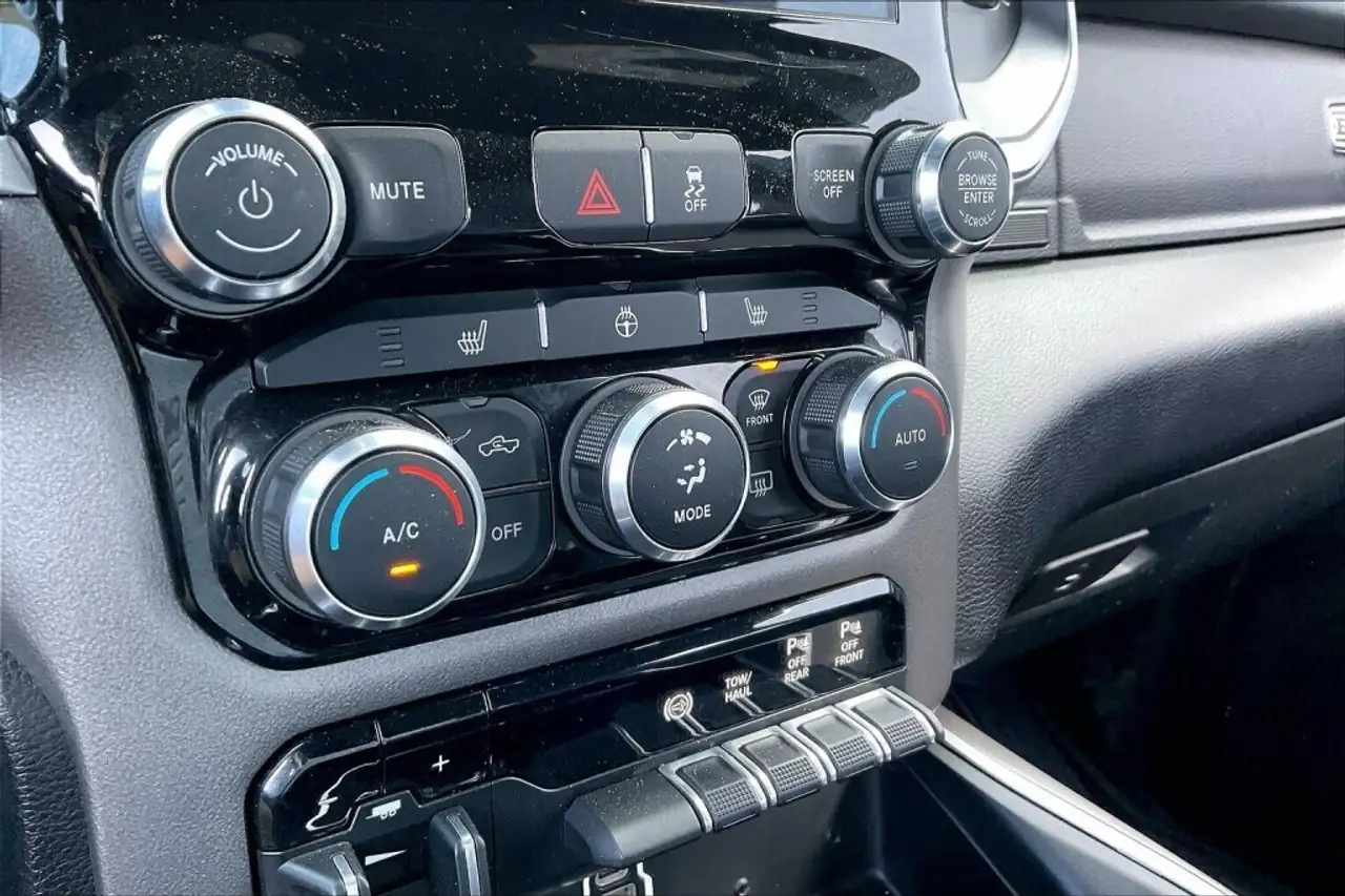 RAM 3500 снимка RAM 3500