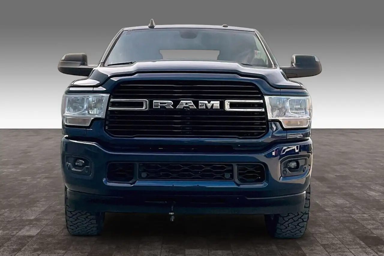 RAM 3500 снимка RAM 3500