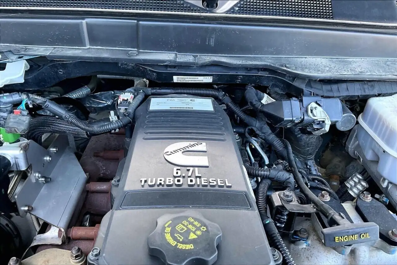 RAM 3500 снимка RAM 3500