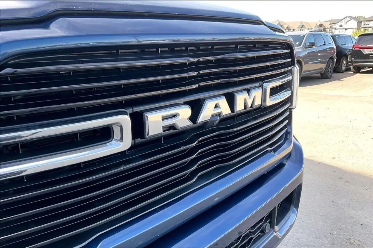 RAM 3500 снимка RAM 3500