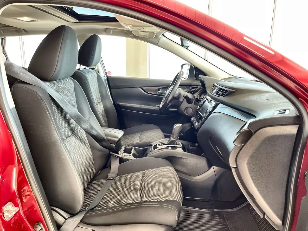 Nissan Qashqai снимка Nissan Qashqai