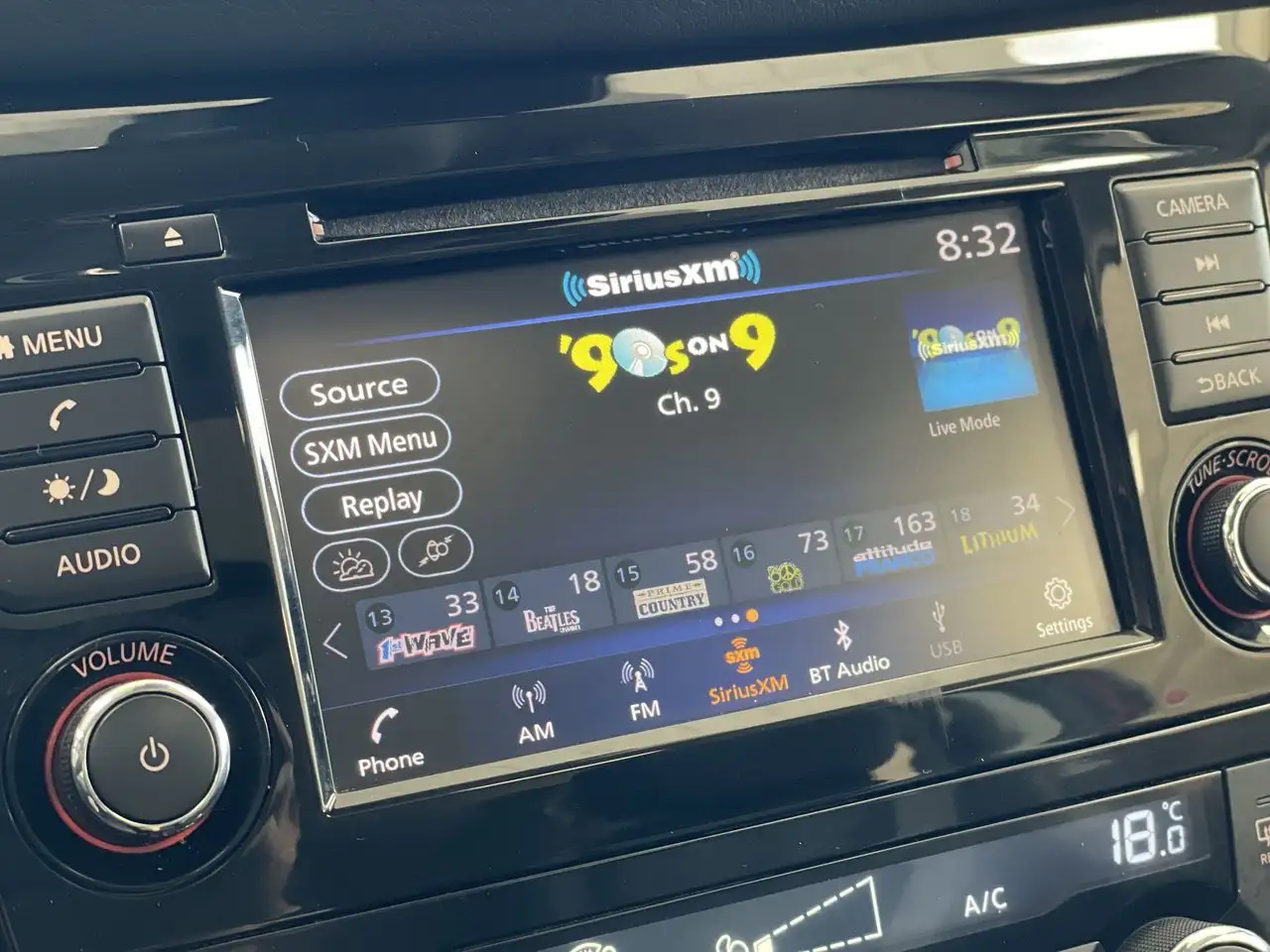 Nissan Qashqai снимка Nissan Qashqai
