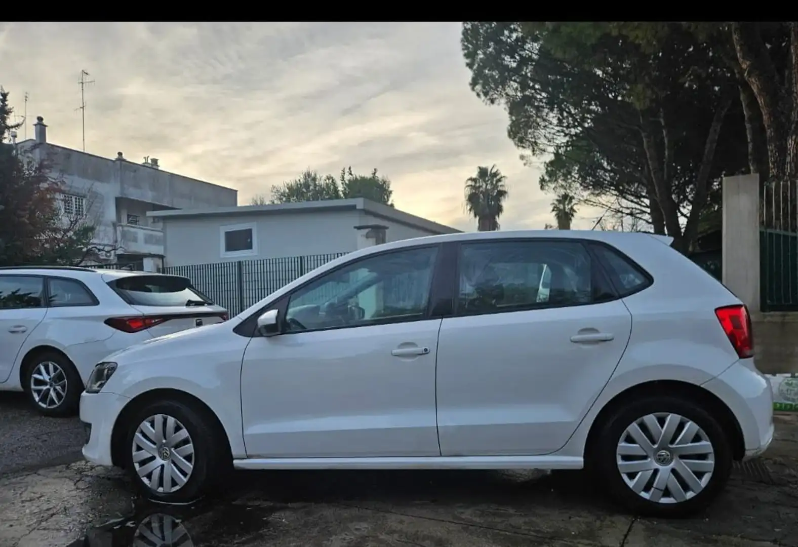 Volkswagen Polo Polo V 2009 5p 1.6 tdi Comfortline Bianco - 2