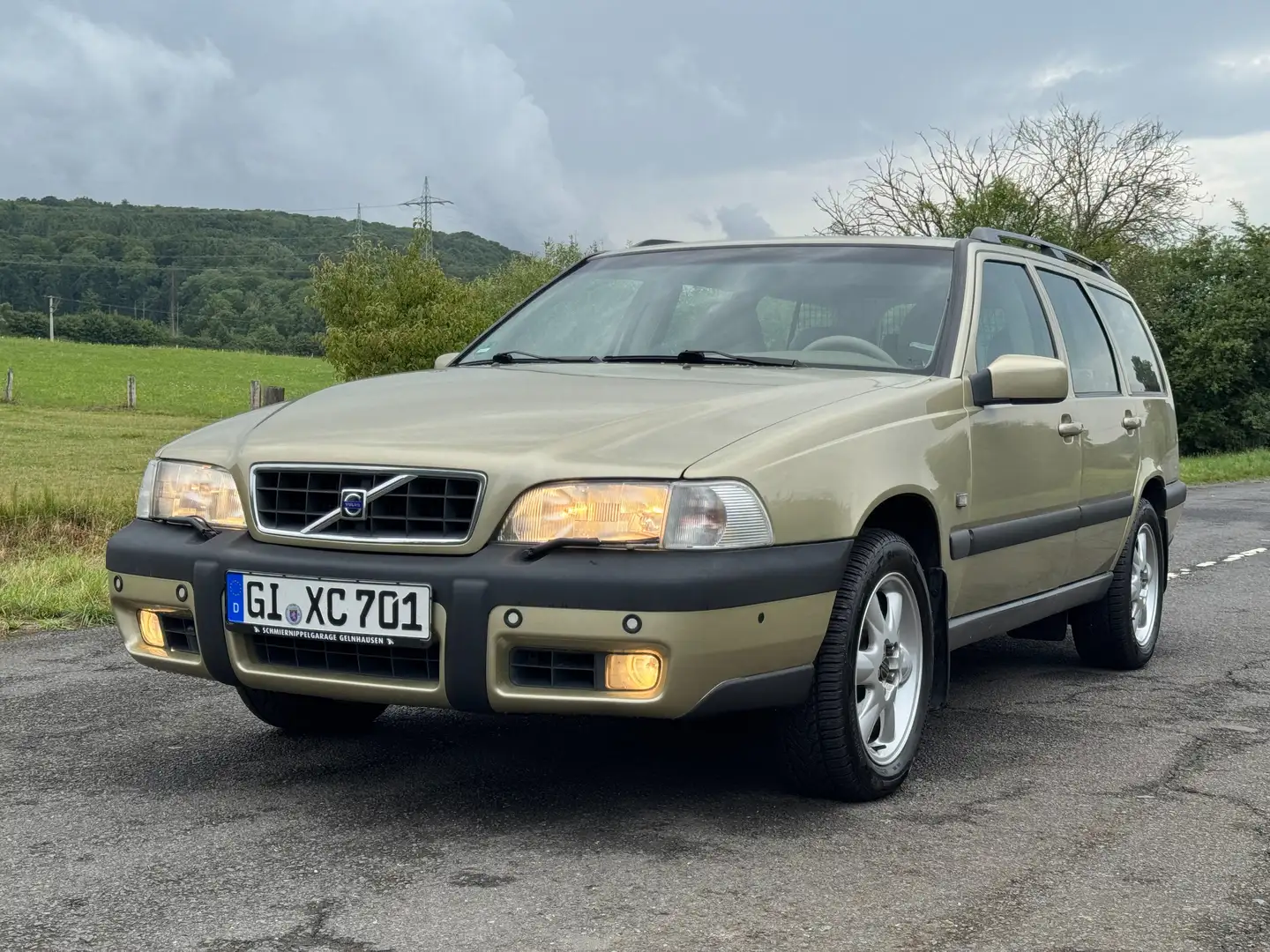 Volvo V70 V70 XC Cross Country SUV / Kombi Verde - 1