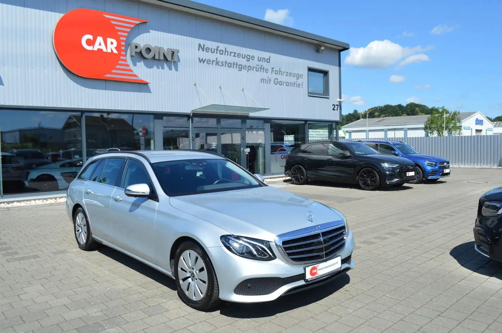 Mercedes-Benz E 300 d *Navi*360°*LED*Klimaauto.*BT-Media* Silber - 2