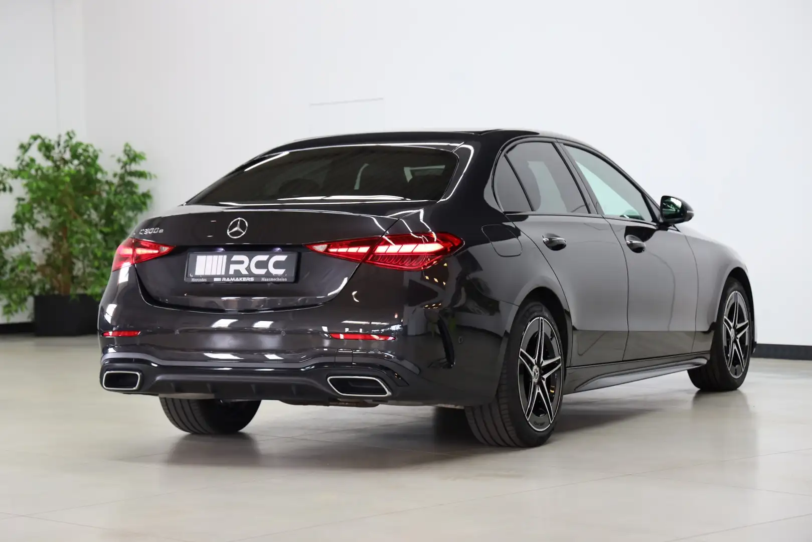 Mercedes-Benz C 300 e AMG Night 360°cam Memory DIGITAL-LIGHT Gris - 2