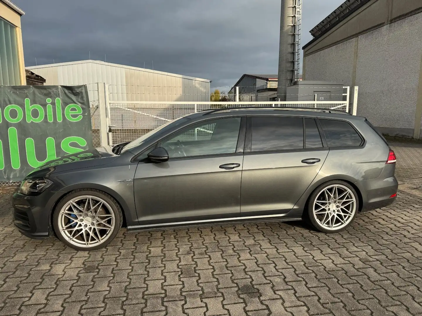 Volkswagen Golf VII Variant GTD Grau - 2