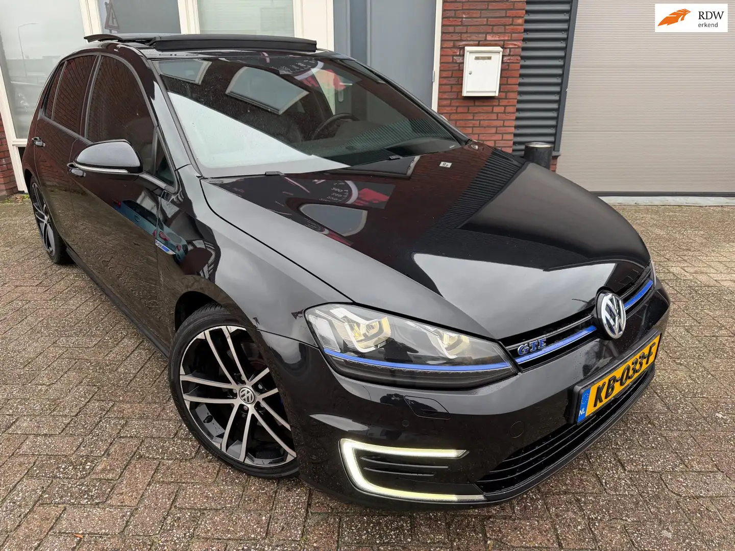 Volkswagen Golf GTE 1.4 TSI / Pano / Leder / Navi / Camera / PDC / Cli Negro - 1