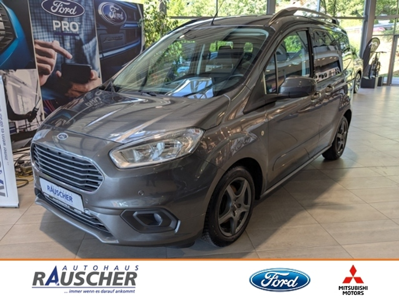 Ford Tourneo Courier Titanium