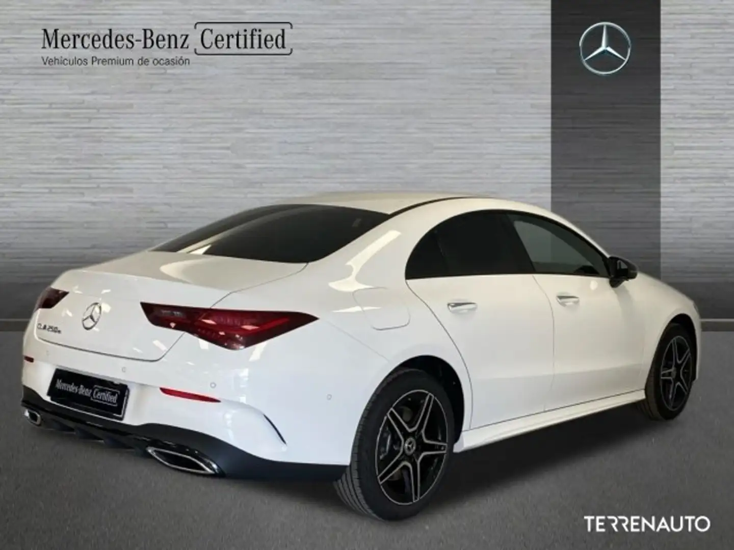 Mercedes-Benz CLA 250 e Coupé - 2
