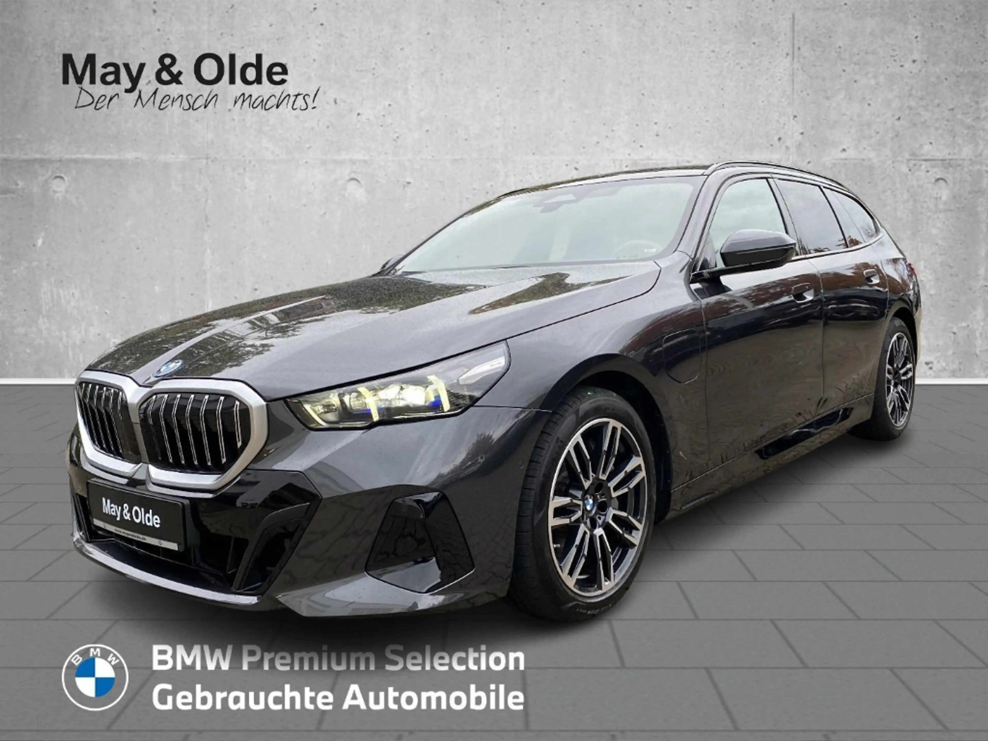 BMW 550 e xDrive Touring M Sport HUD AHK Pano Navi Memory