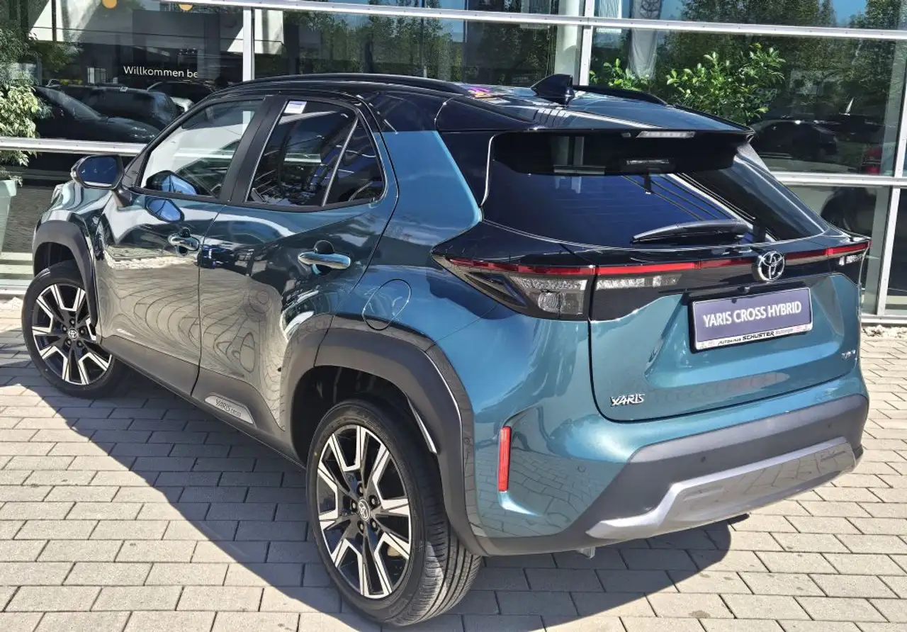 Toyota Yaris Cross Hybrid 130 1.5 VVT-i Style Plus 3