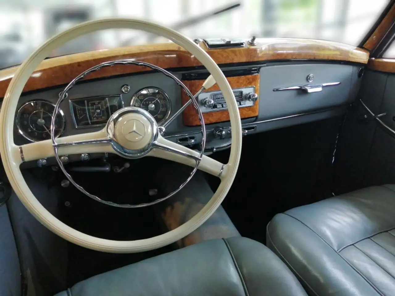 Mercedes-Benz 220 Cabrio A (187) Zustand 1- Classic-analytics, foto 10