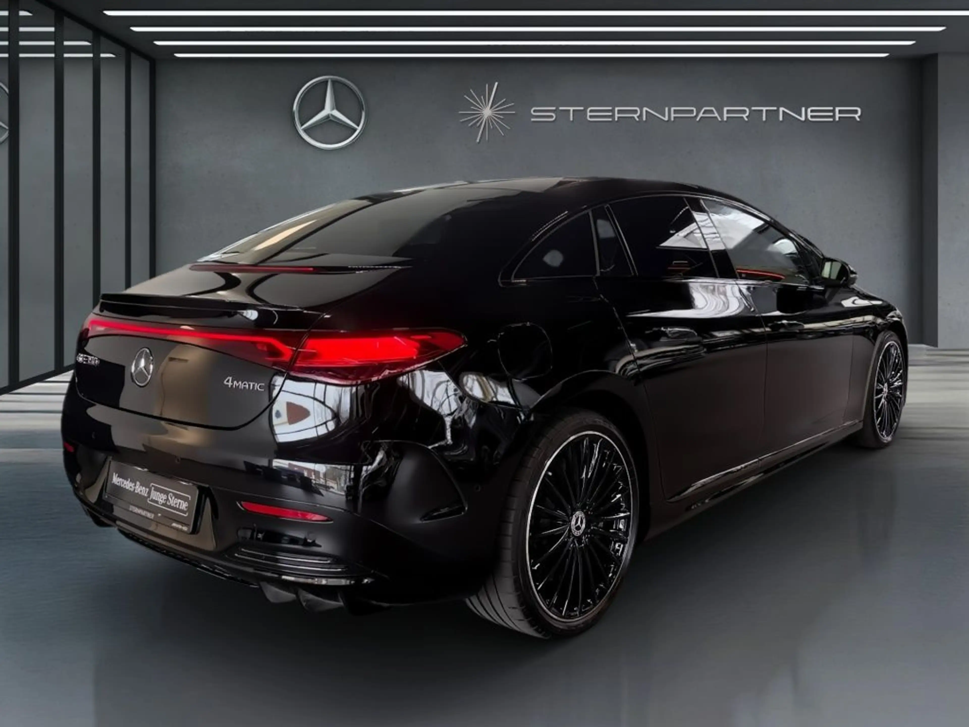 Mercedes-Benz EQE 350 4M AMG Night,DiG.L,AIRMATIC,HuD,BURM®3D — photo 9