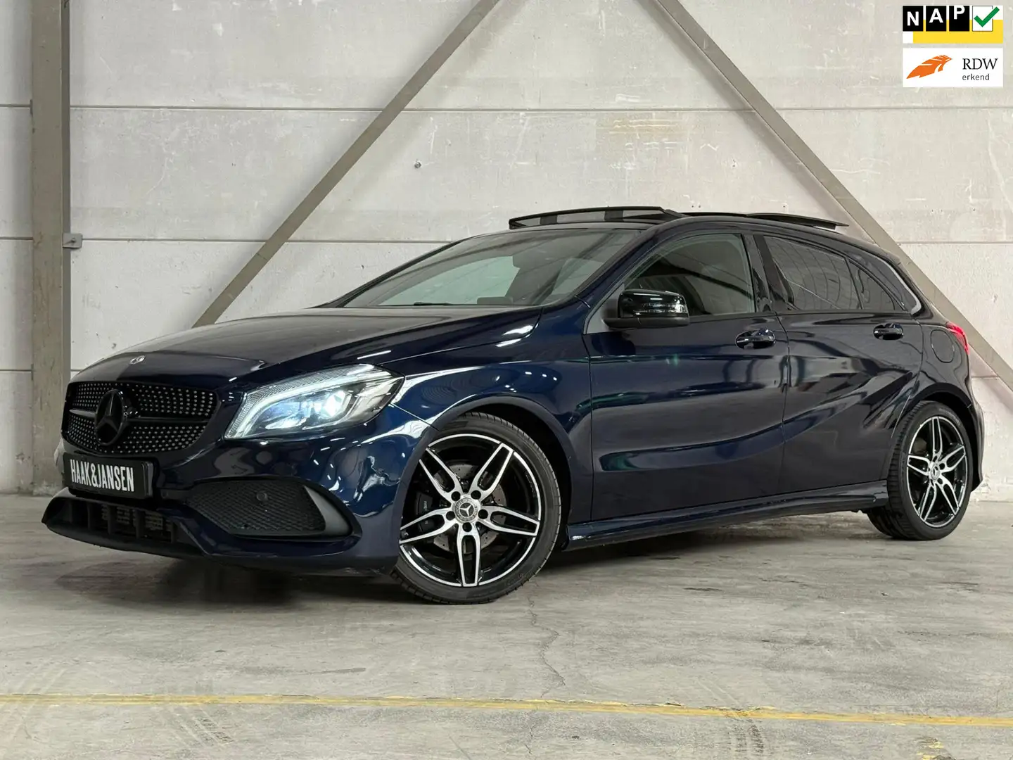 Mercedes-Benz A 180 Business Solution AMG Panodak Niebieski - 1