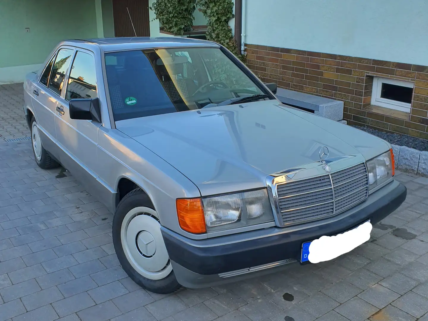 Mercedes-Benz 190 190 E Grau - 1