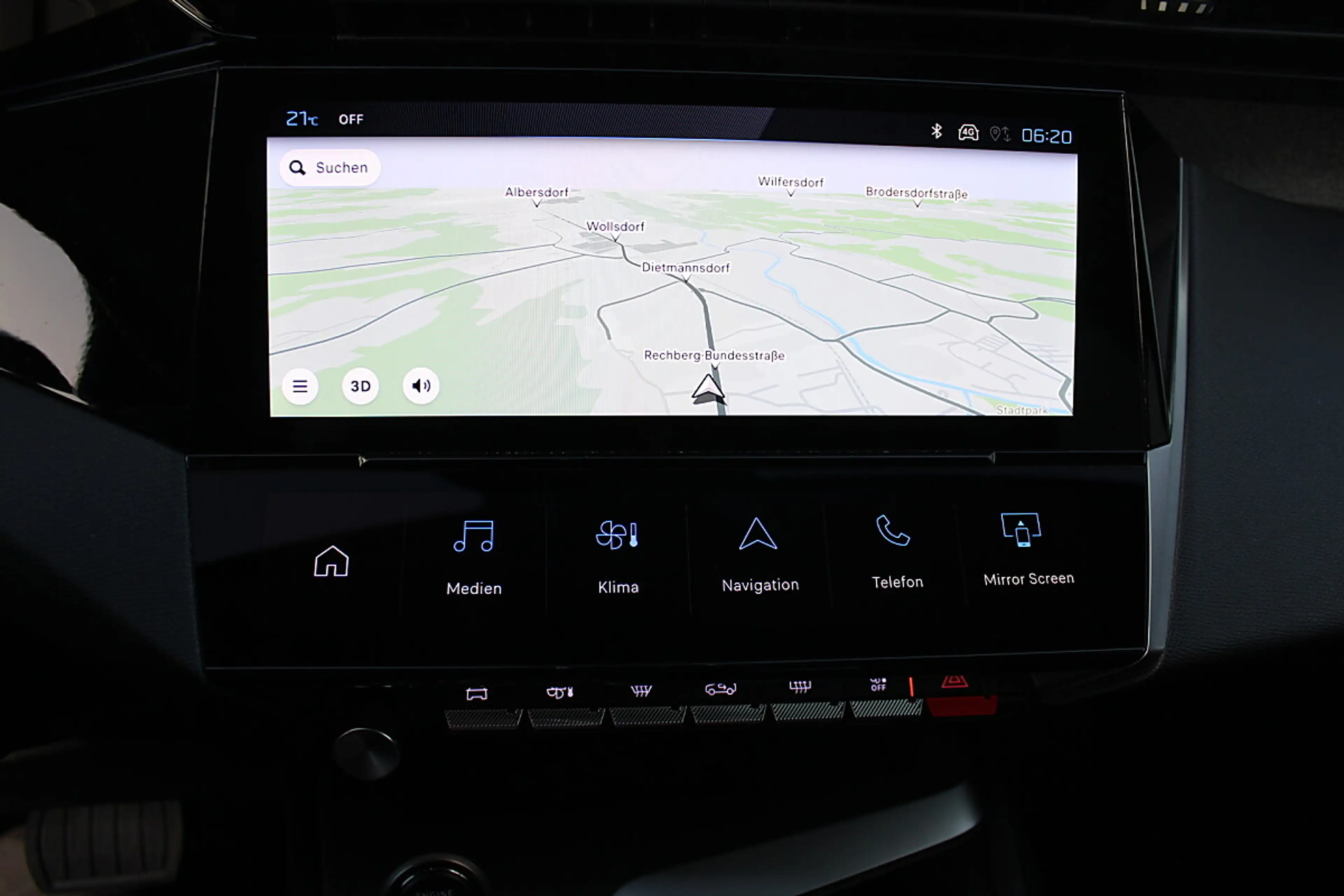 Peugeot 408 HEV 136 e-DCS6 Allure — photo 14