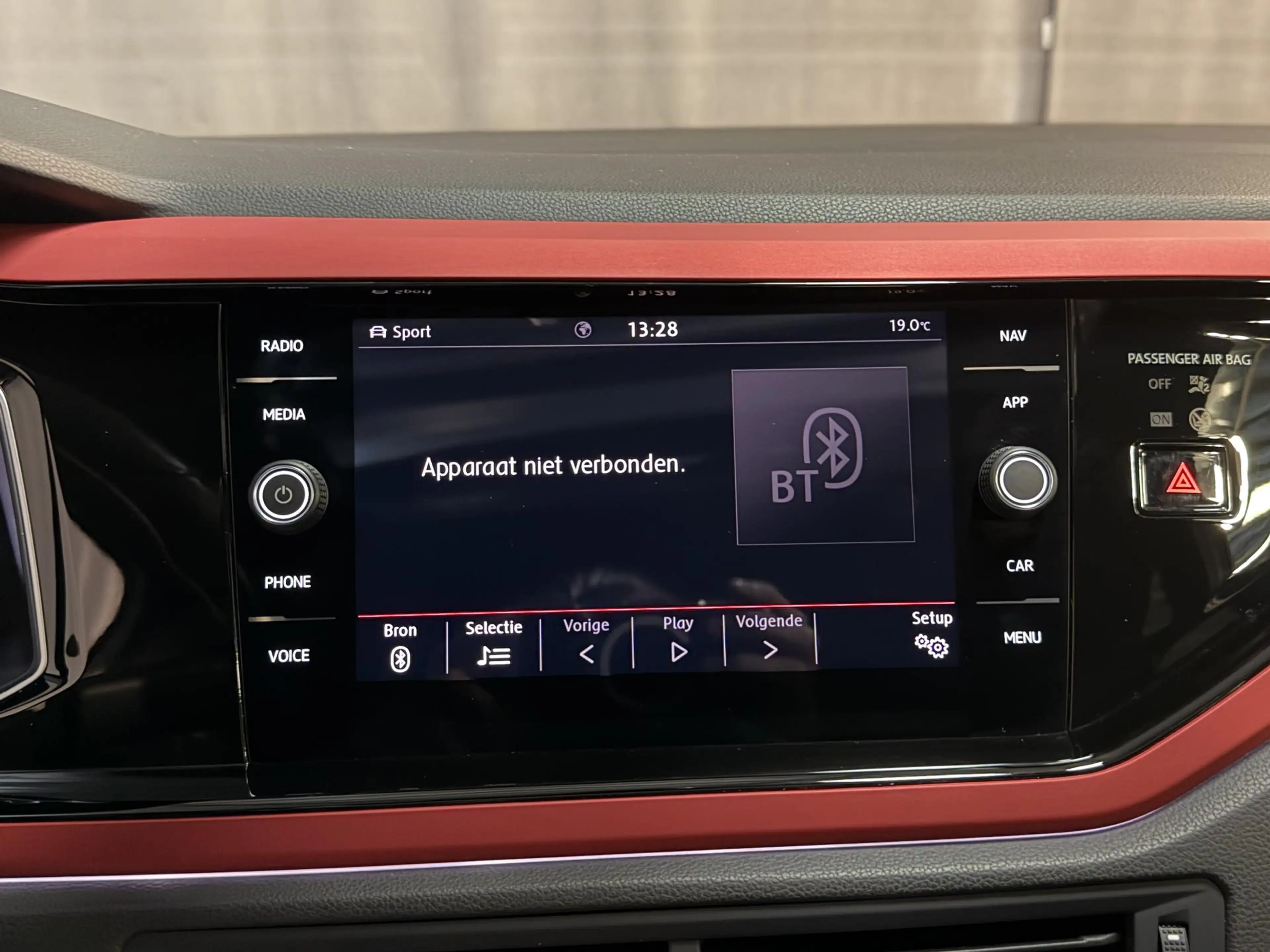 Volkswagen Polo GTI 2.0 TSI 17"/Panoramadak/Stoelverwarming/Keyless/Vi — photo 31
