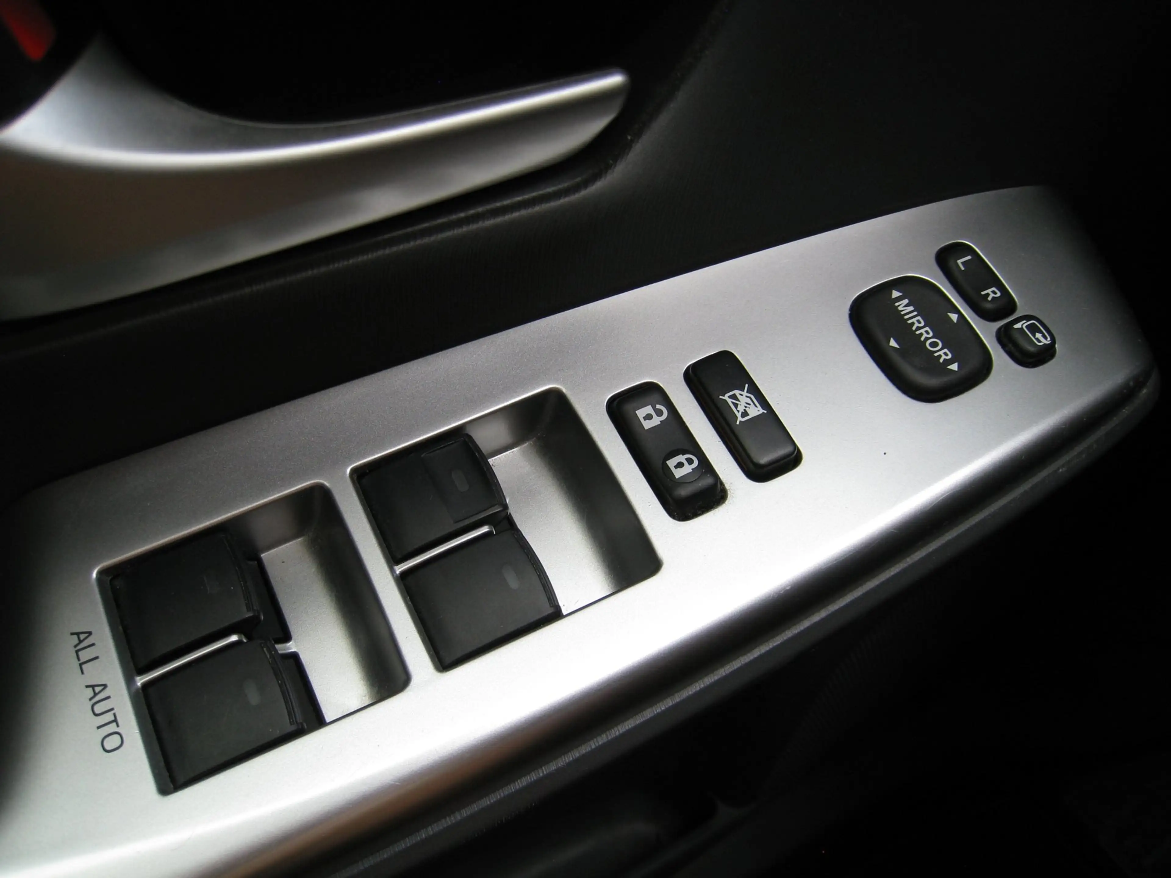 Toyota Prius+ Prius Wagon 1.8 Aspiration 96g - Achteruitrijcamer — photo 19