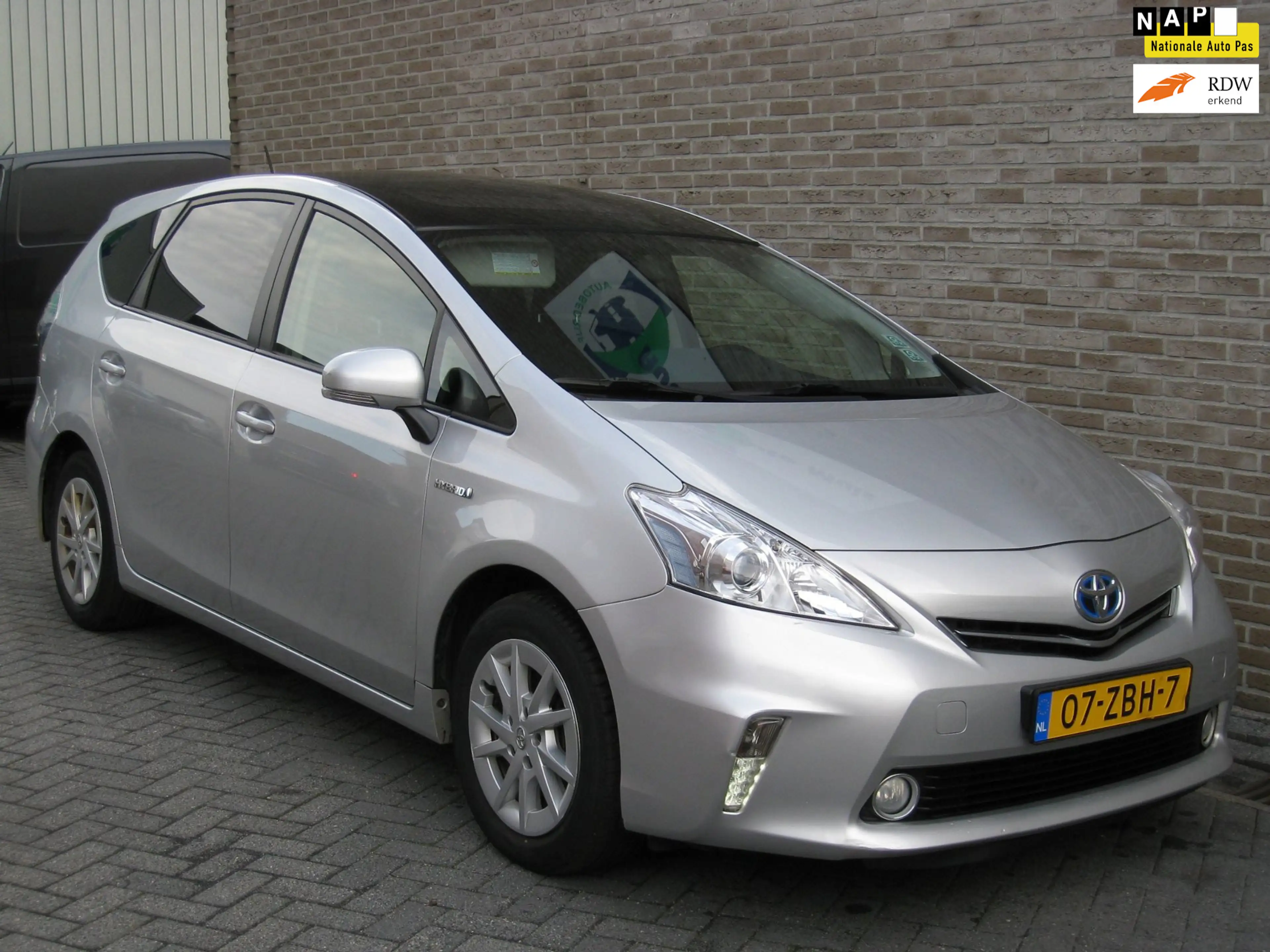 Toyota Prius+ Prius Wagon 1.8 Aspiration 96g - Achteruitrijcamer