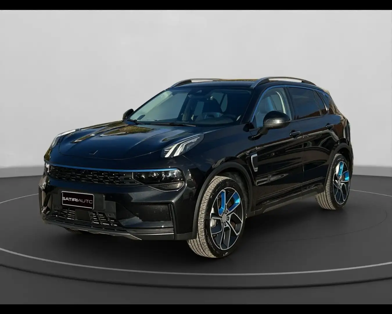 Lynk & Co 01 1.5 TD phev Schwarz - 1