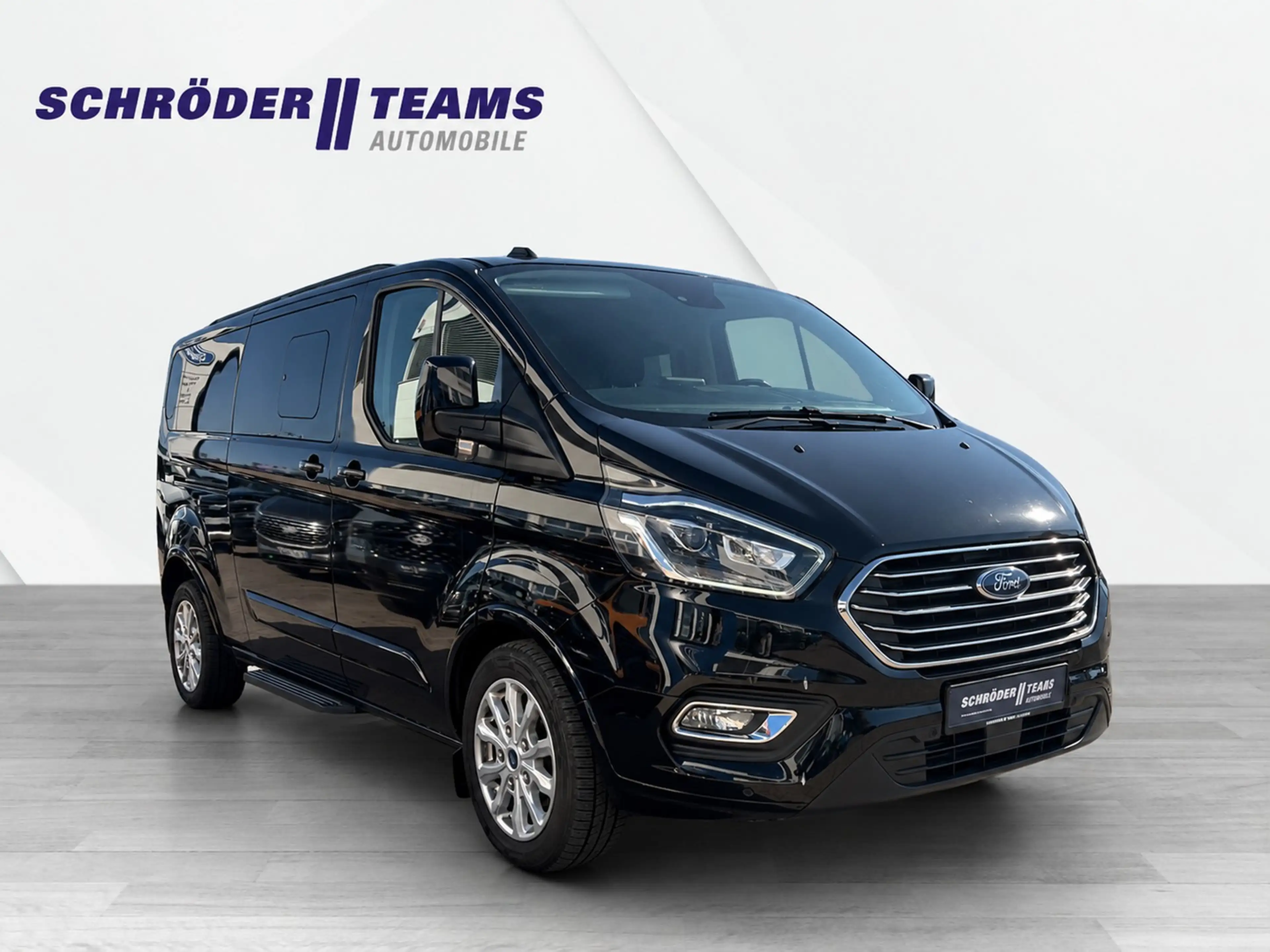 Ford Transit /Tourneo Custom Kombi 320 L2 Tourneo Titanium — photo 3