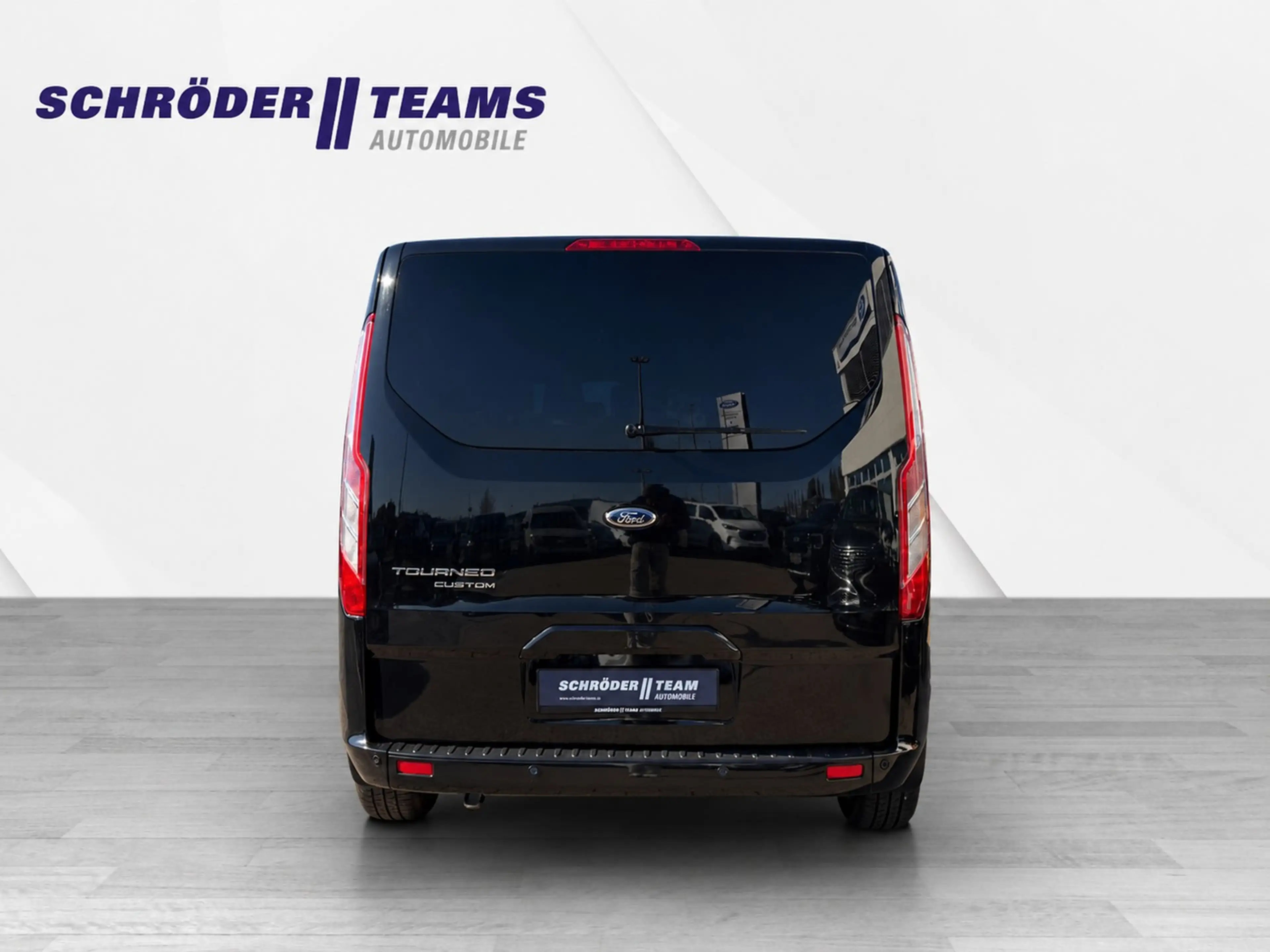 Ford Transit /Tourneo Custom Kombi 320 L2 Tourneo Titanium — photo 5