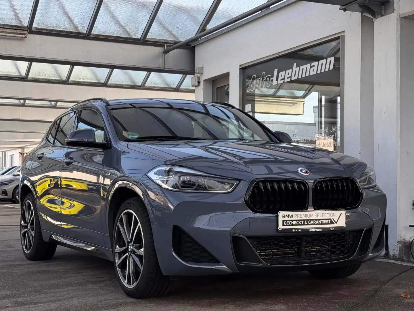 BMW X2 xDrive25e M-Sport ACC/GSD/RFK 2 JAHRE GARANTIE Grijs - 2