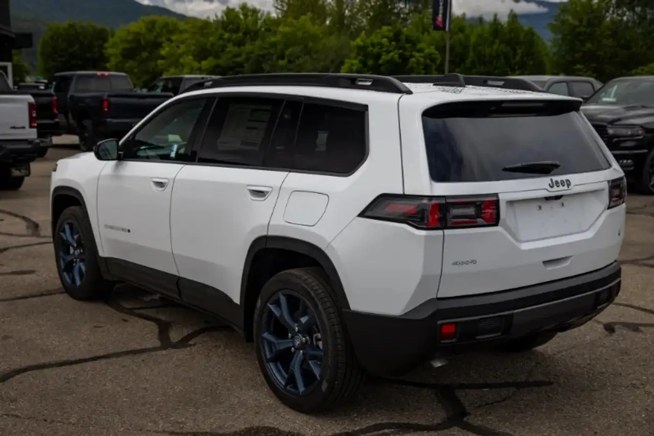 Jeep Cherokee photo Jeep Cherokee