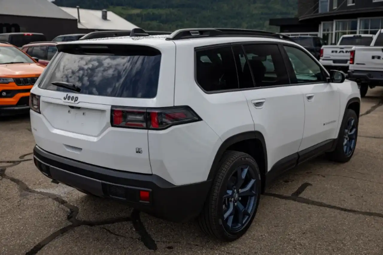 Jeep Cherokee photo Jeep Cherokee