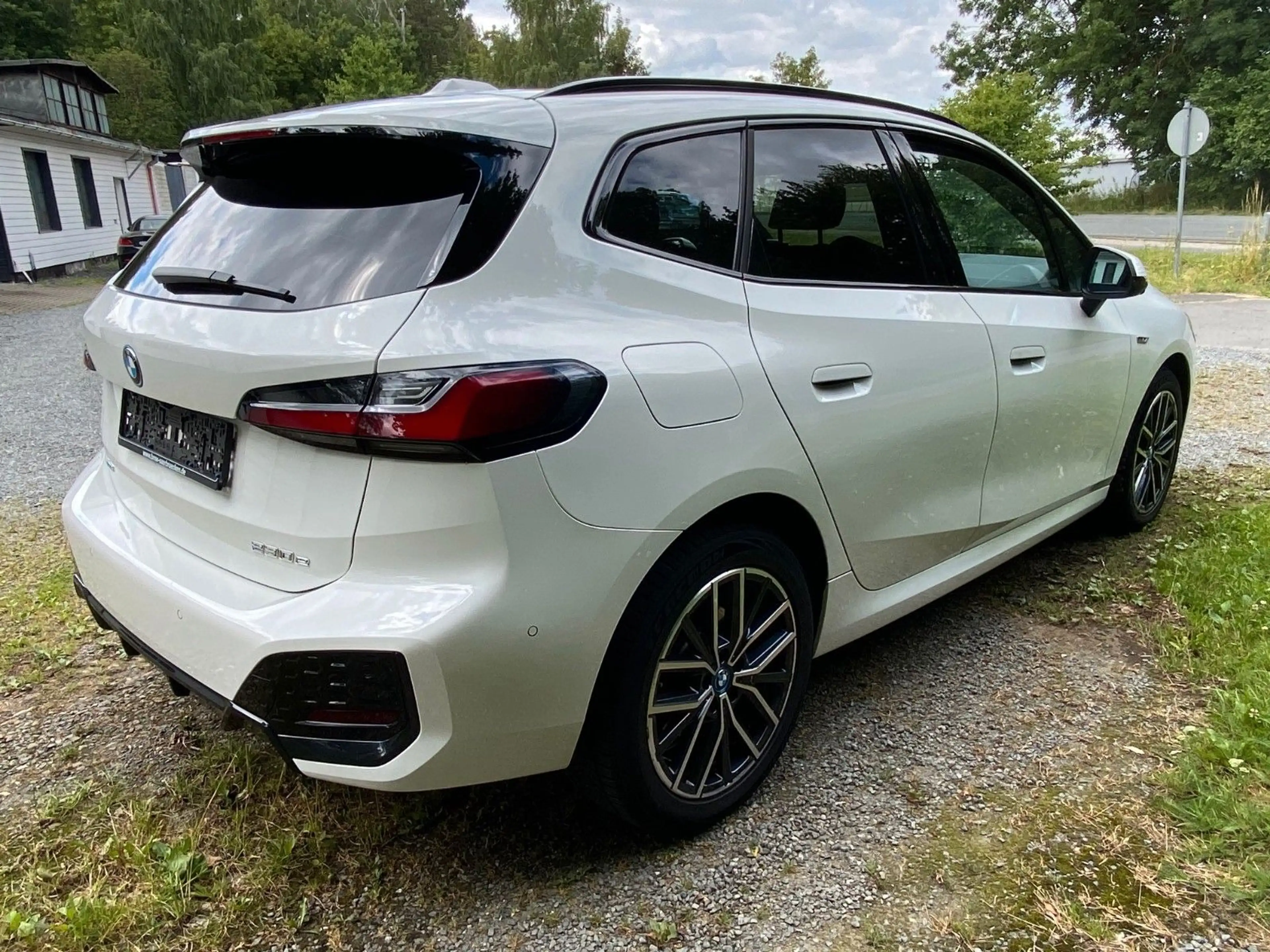 BMW 230 e Active Tourer xDrive M Sport*HUD*360°*LED — photo 8