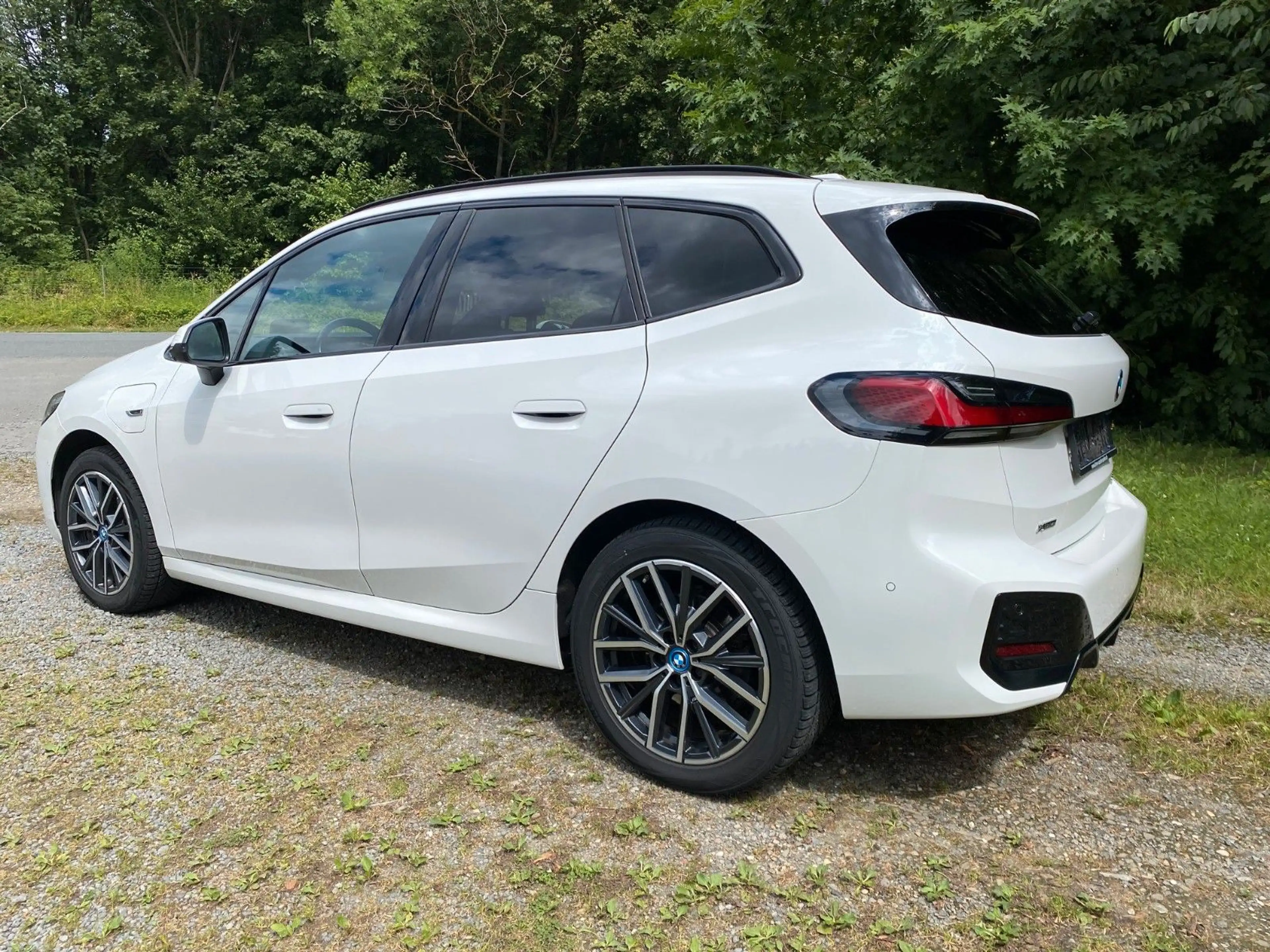BMW 230 e Active Tourer xDrive M Sport*HUD*360°*LED — photo 4
