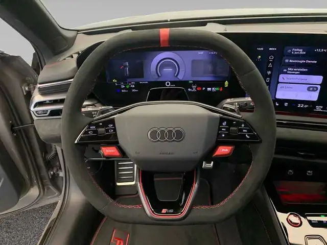 Audi RS5 view 6