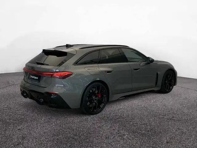 Audi RS5 view 14