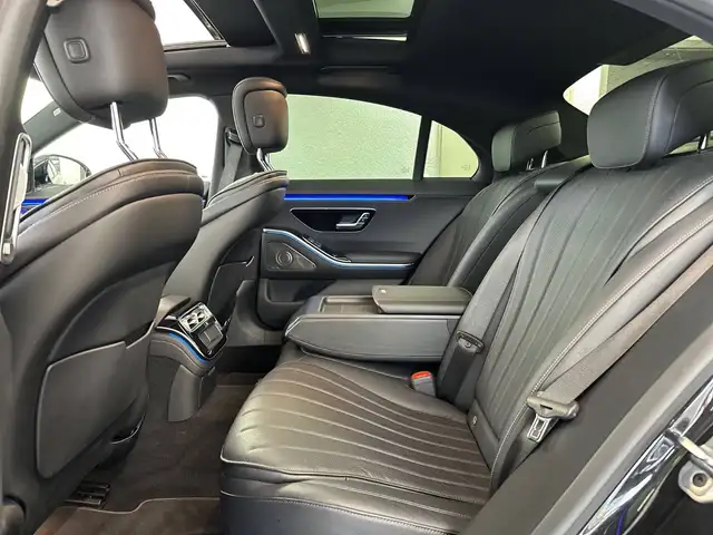 Audi RS5 view 10