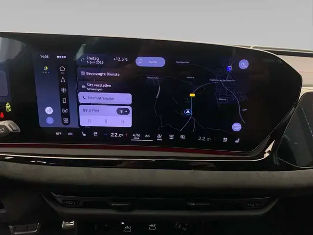 Audi RS5 view 11