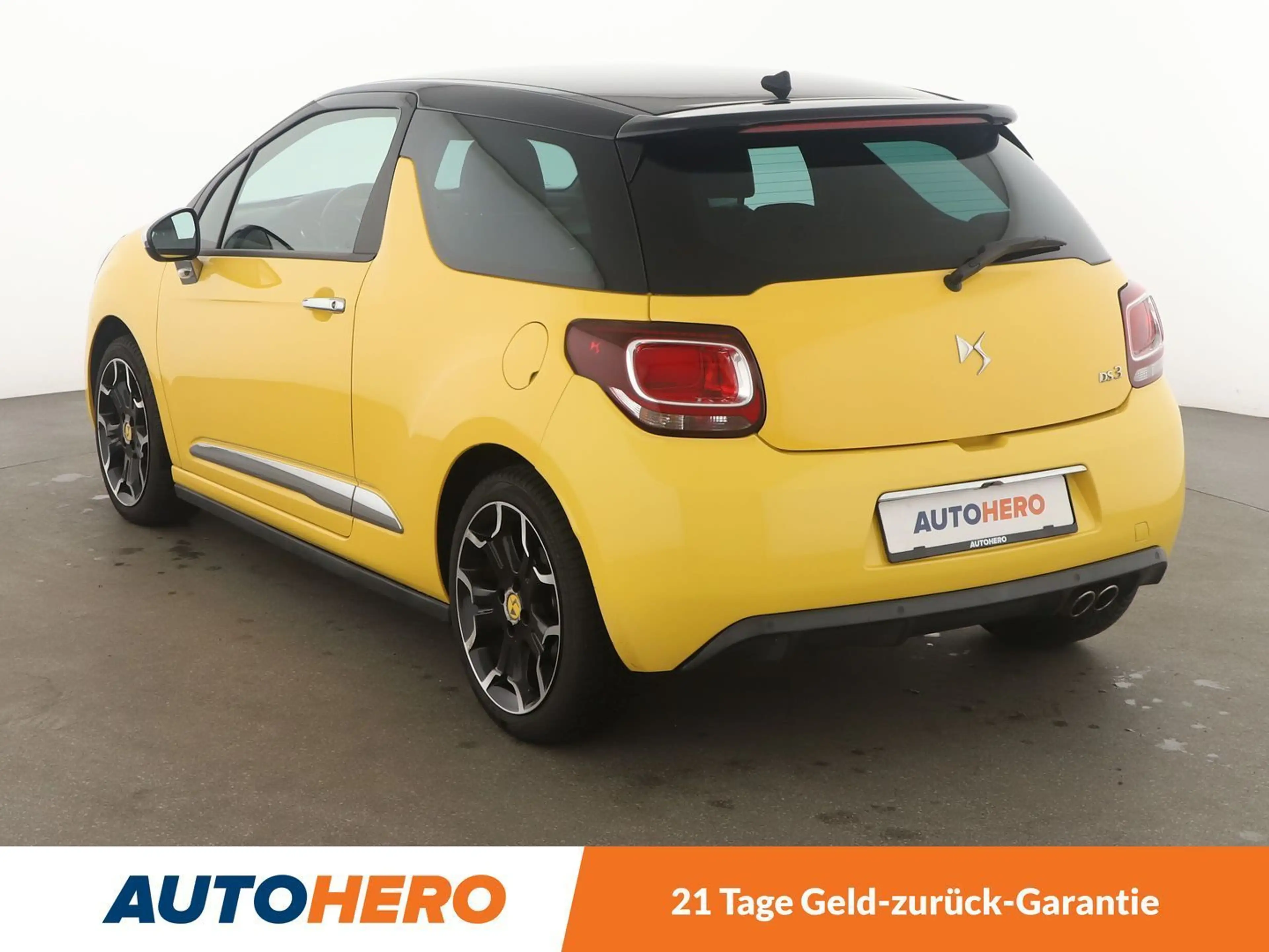 Citroen DS3 1.6 Blue-HDi SportChic *NAVI*TEMPO*PDC*SHZ* — photo 4