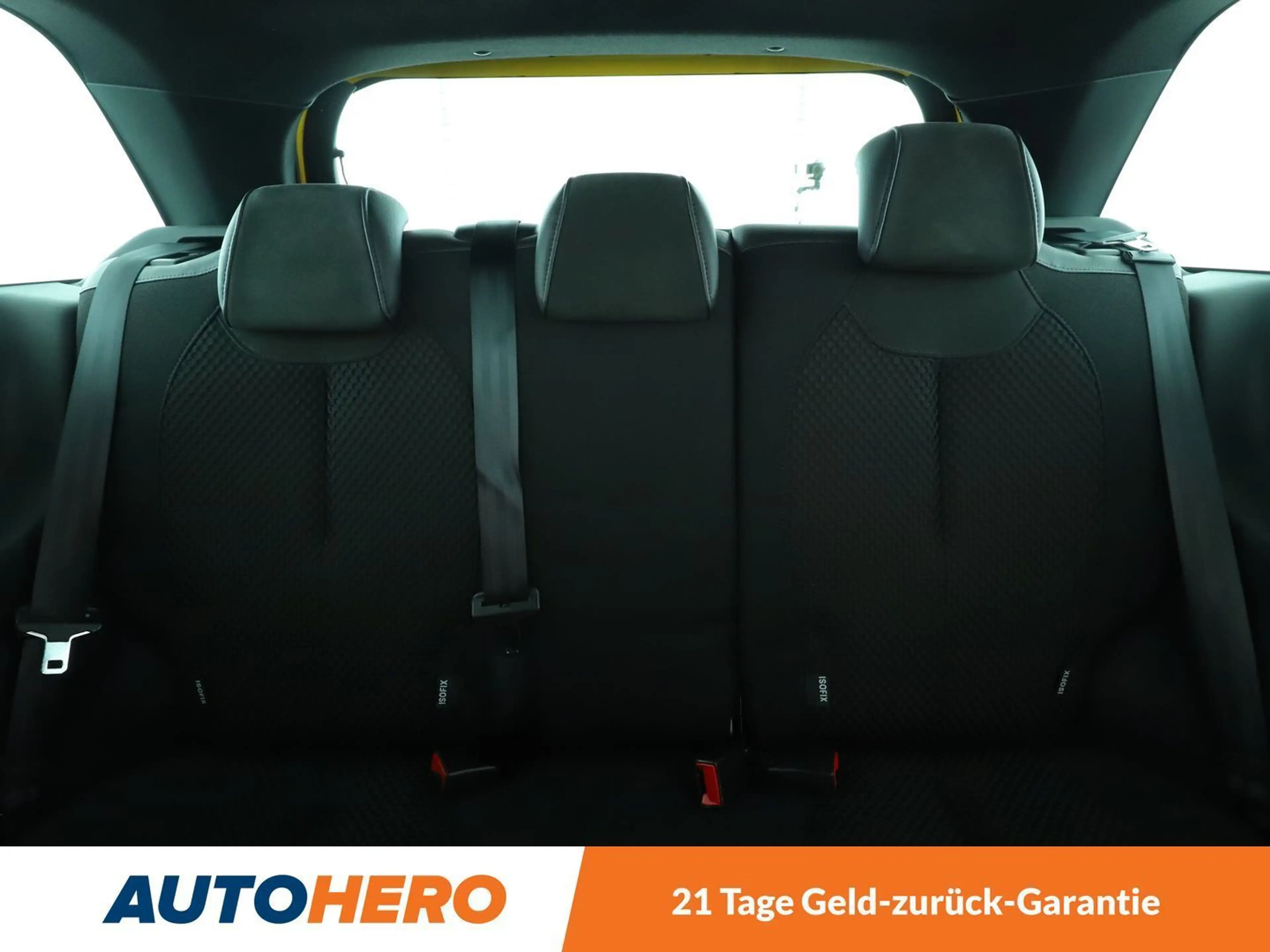 Citroen DS3 1.6 Blue-HDi SportChic *NAVI*TEMPO*PDC*SHZ* — photo 15