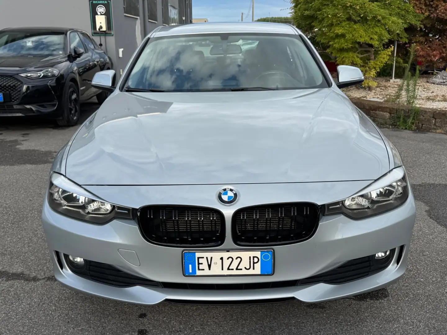 BMW 118 118d 5p. Volante m sport Gris - 2