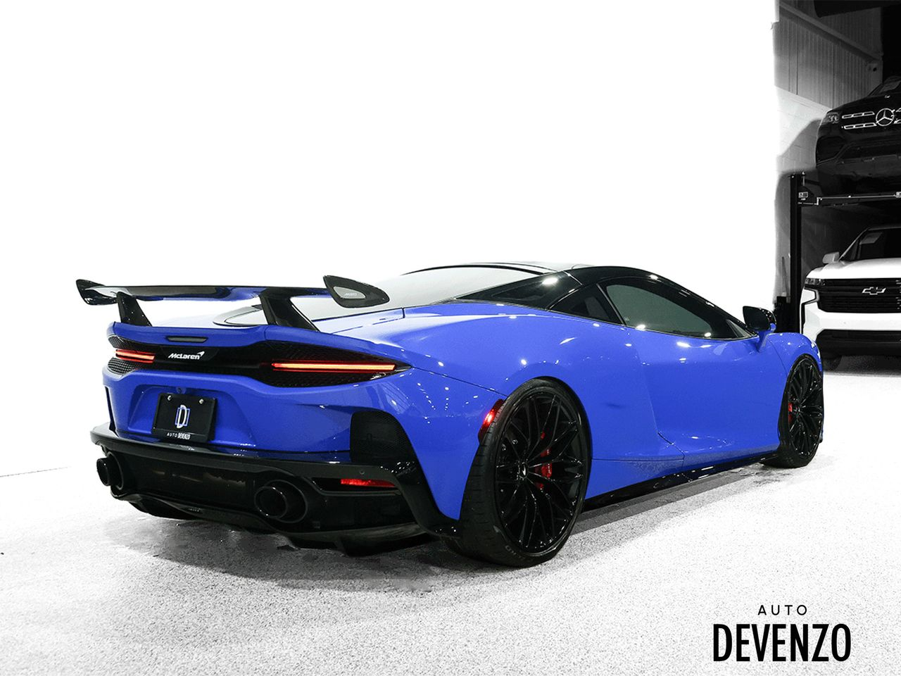 2023 McLaren GT Coupe 612hp Extended Warranty 07/2028 — снимка 1