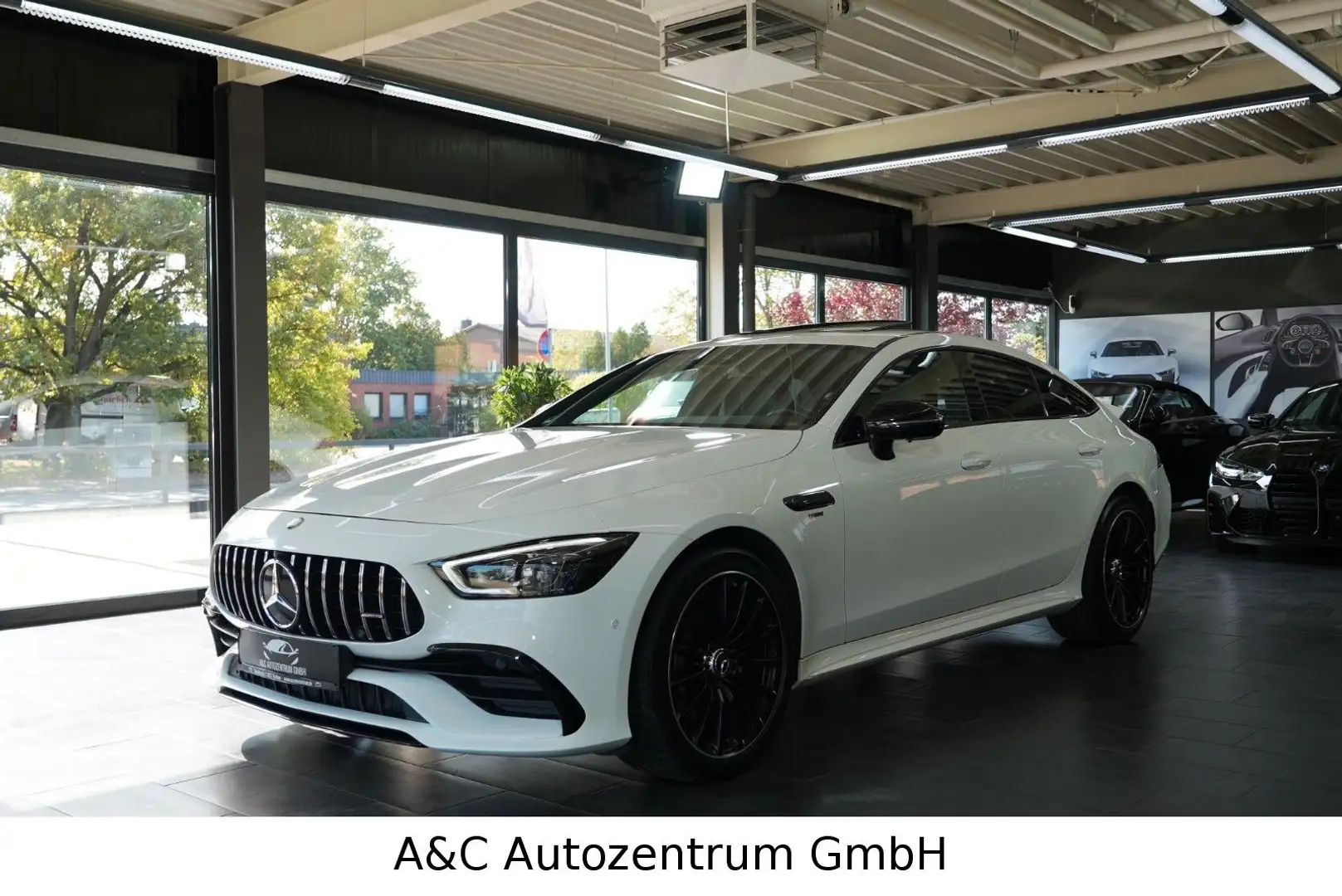 Mercedes-Benz AMG GT 43 Blanc - 1