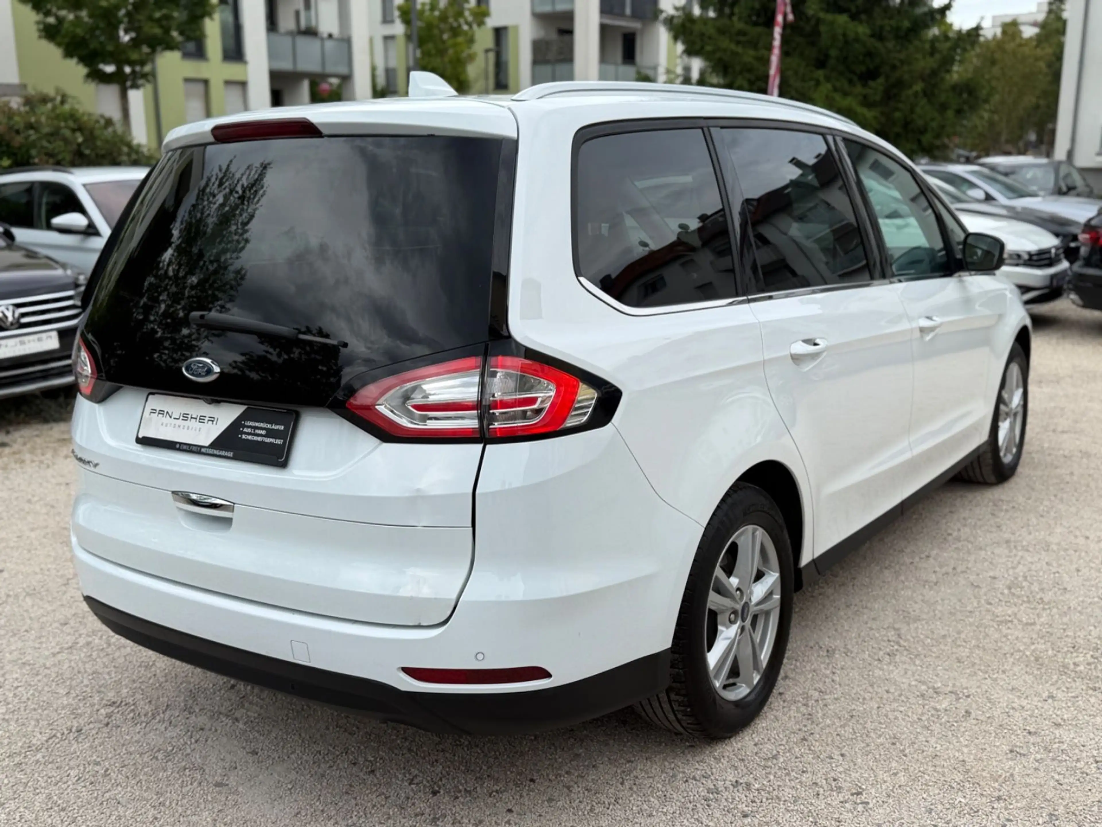 Ford Galaxy Titanium LED Kamera Leder AHK StHz 7-Sitz — photo 6