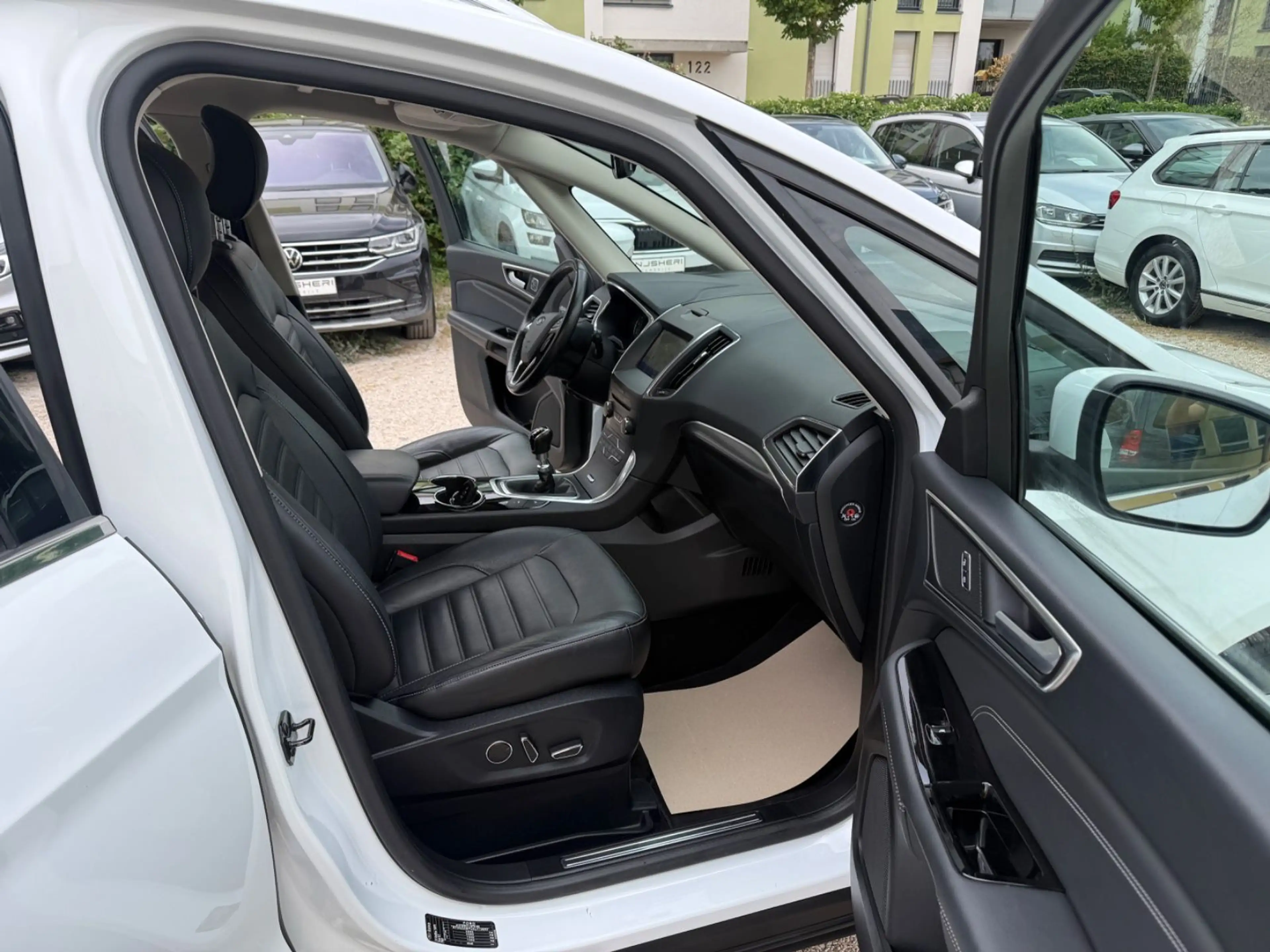 Ford Galaxy Titanium LED Kamera Leder AHK StHz 7-Sitz — photo 13