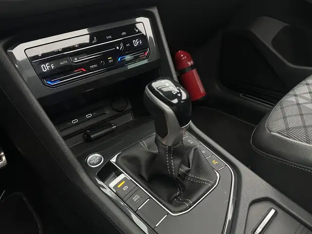 Volkswagen Tiguan view 15
