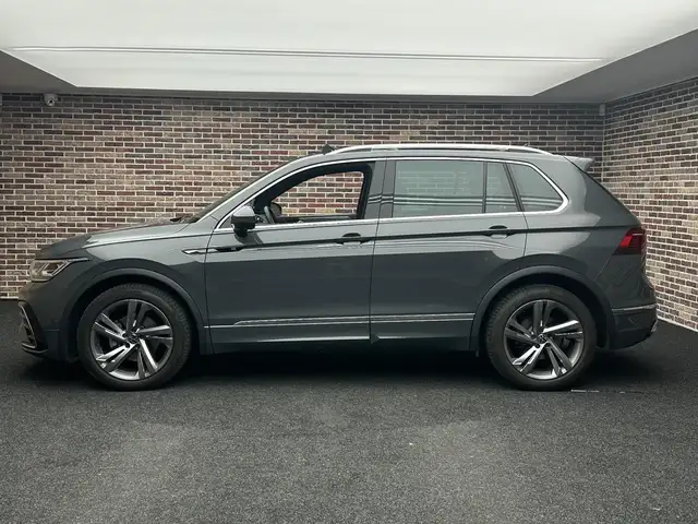 Volkswagen Tiguan view 6